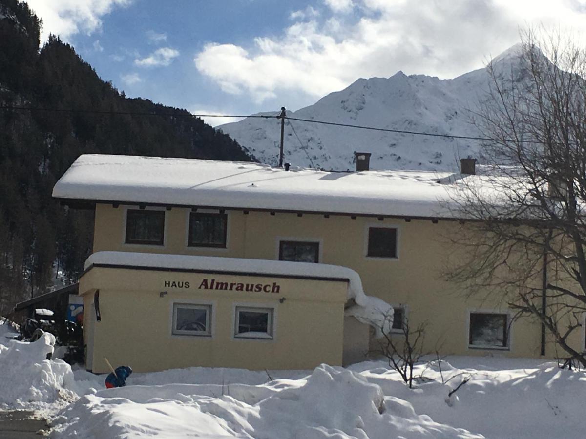 Apartamento Haus Almrausch Sölden Exterior foto